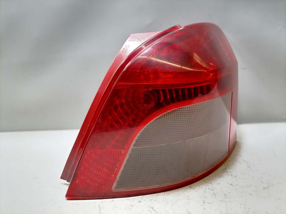 Toyota Yaris XP9 original Rücklicht Rückleuchte Schlussleuchte rechts Bj.2006